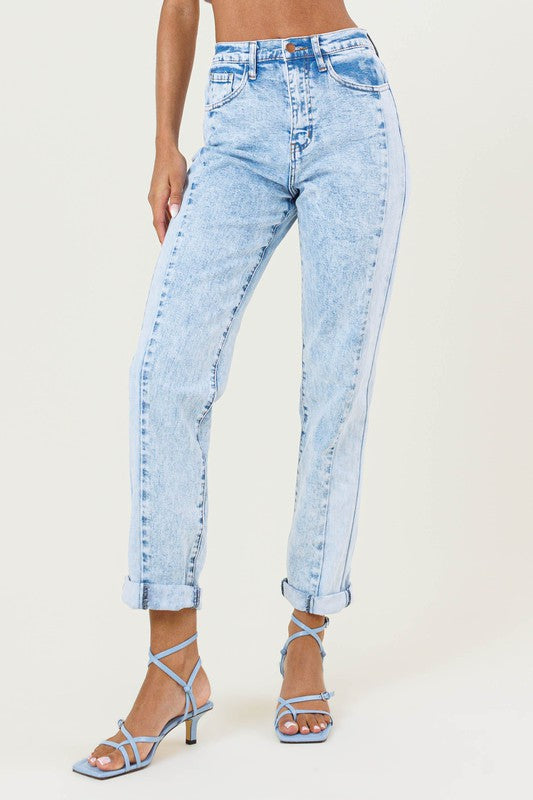 HIGH RISED COLOR BLOCK BOYFRIEND JEANS