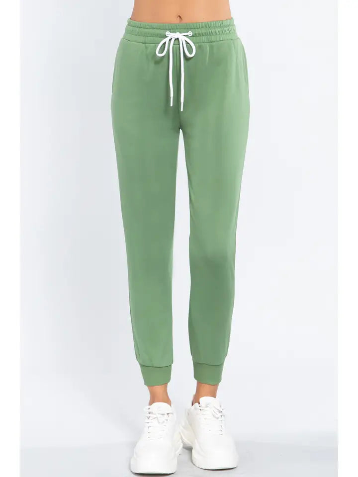 French Terry Capri Fitted Jogger Pants