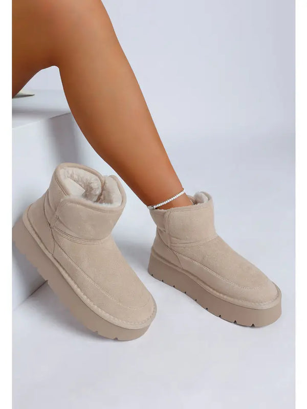 Holias Chunky Heeled Snow Boots