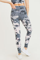 Aspen Print Highwaist Leggings - OutletSavings